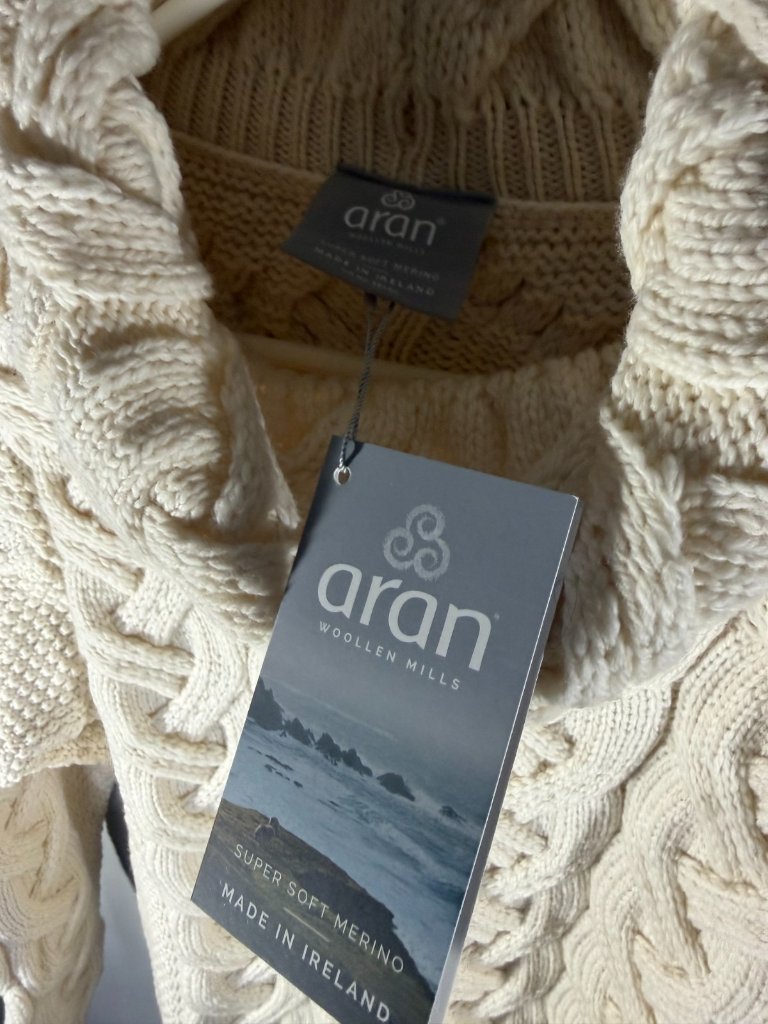 Nwt Aran Woollen Mills Super Soft Merino Cable-Knit Sweater Ivory Cowl Neck Xl — image 4 of 5